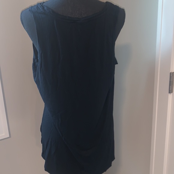 Gym Junkie Tee - Picture 5 of 8